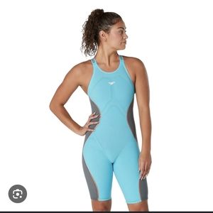 Women's Speedo Fastskin LZR Pure Intent Open Back Tech Suit in Aquabeam, sz 24